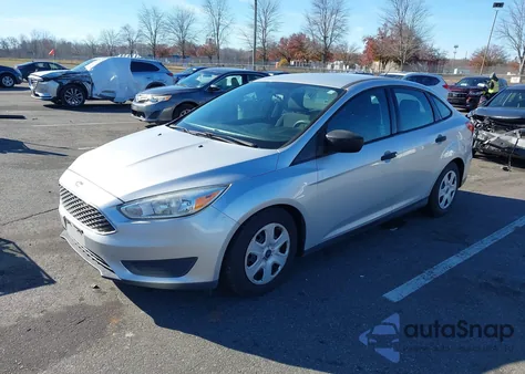 2016 Ford Focus S from USA, damaged, VIN 1FADP3E20GL405556